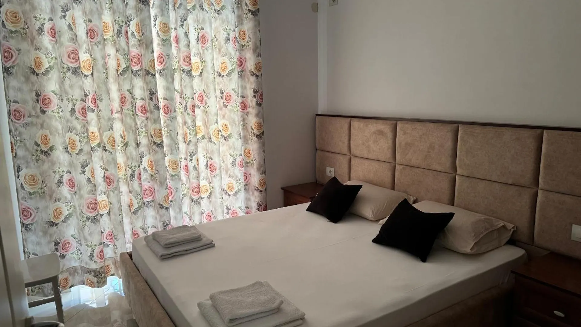 Daisy Apartment Sarandë