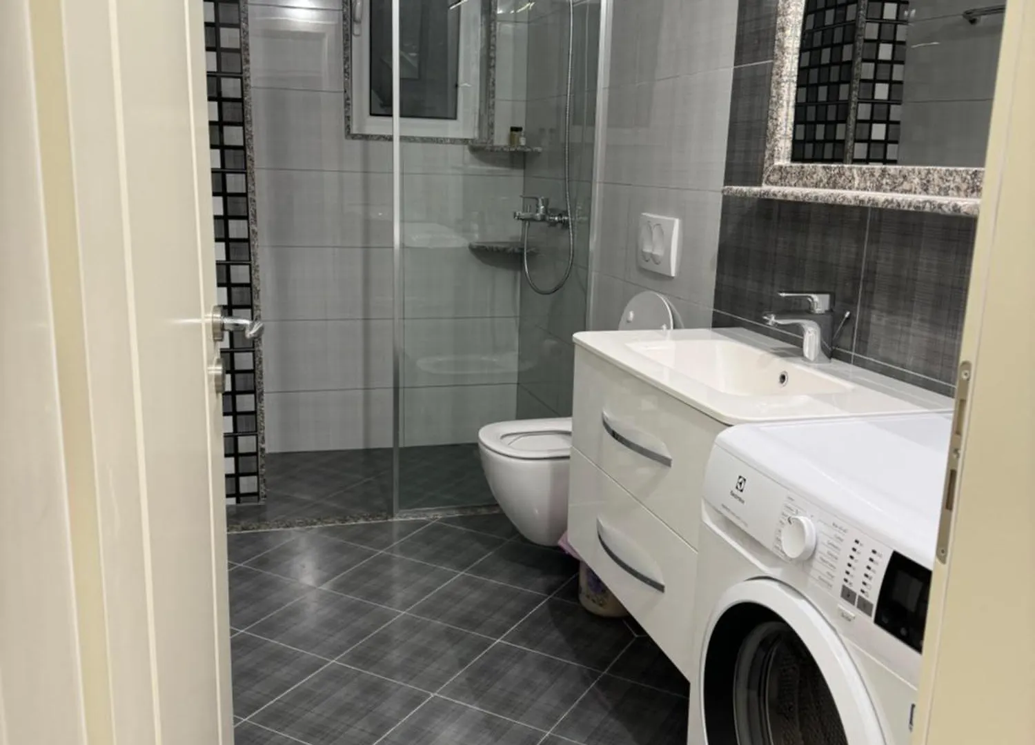 Daisy Apartment Sarande