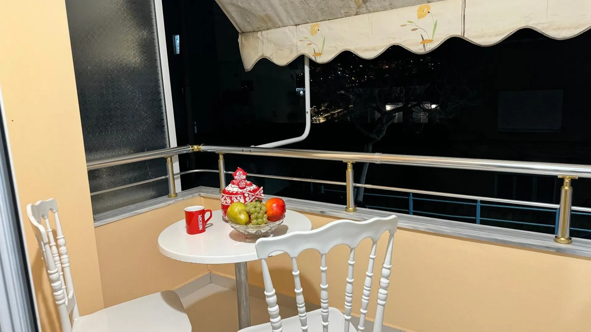 Daisy Apartment Sarande