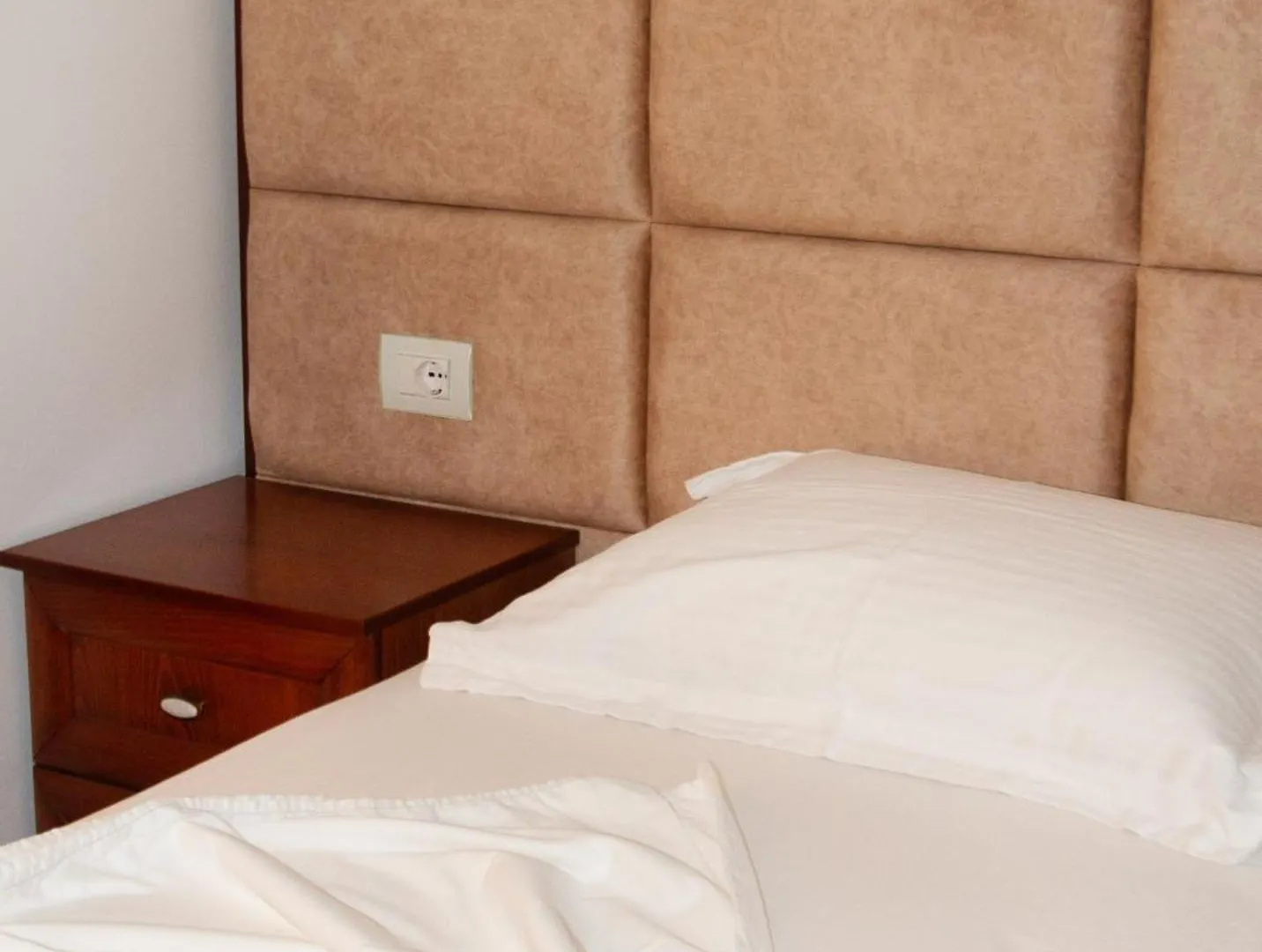 Daisy Apartment Sarande